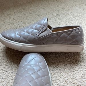 slip on sneakers